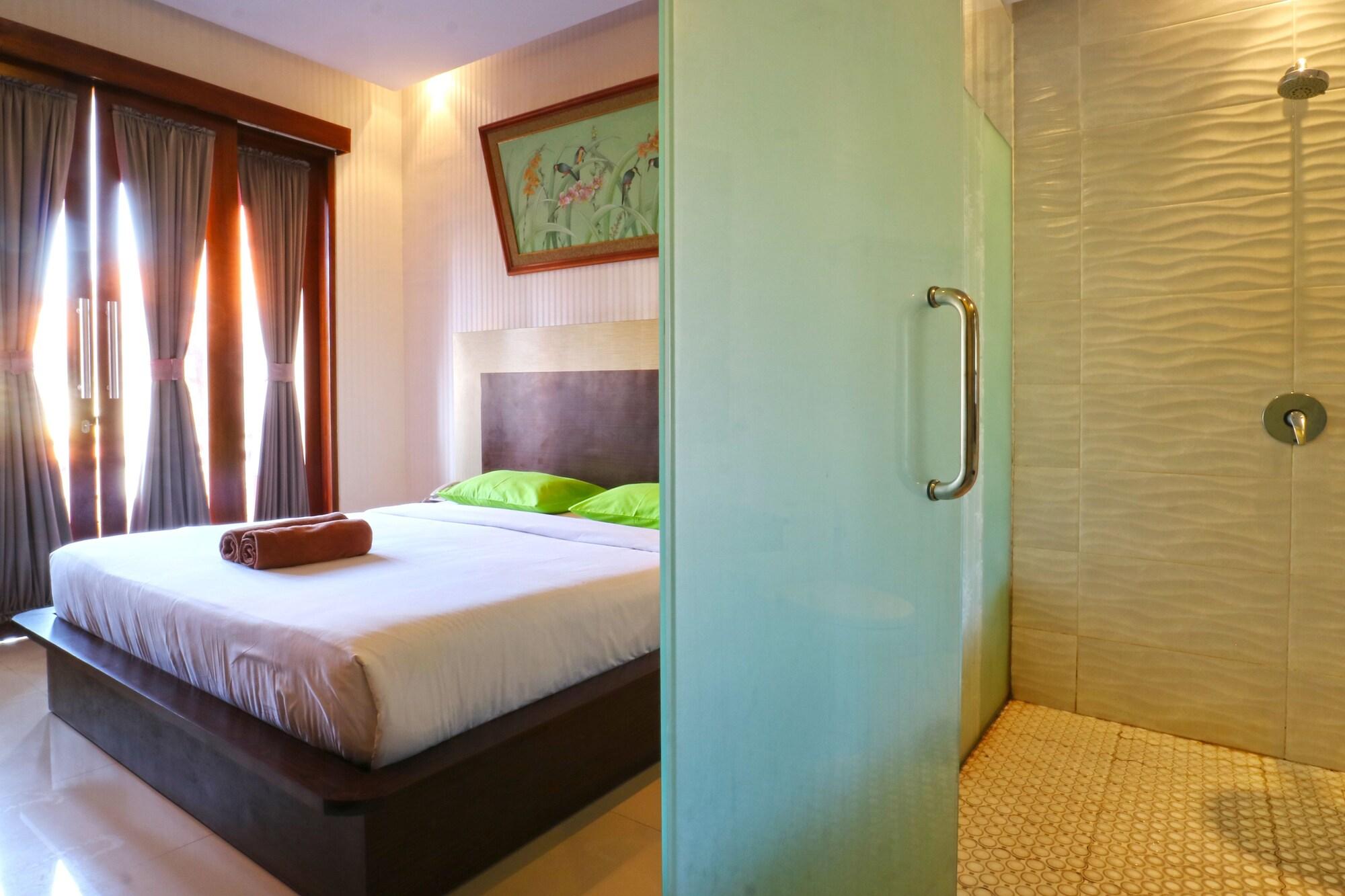 D'Astri Guesthouse Sanur Redpartner Денпасар Екстериор снимка