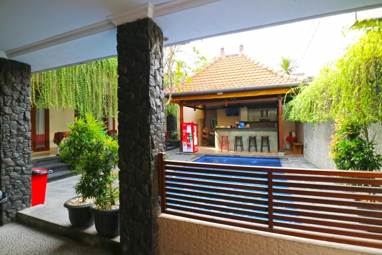 D'Astri Guesthouse Sanur Redpartner Денпасар Екстериор снимка