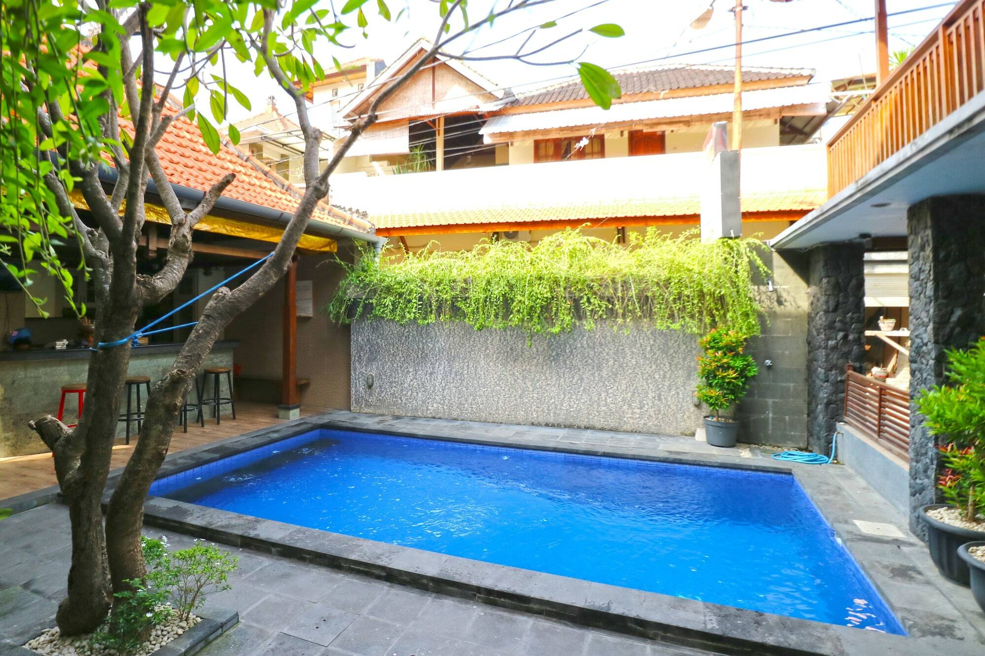 D'Astri Guesthouse Sanur Redpartner Денпасар Екстериор снимка